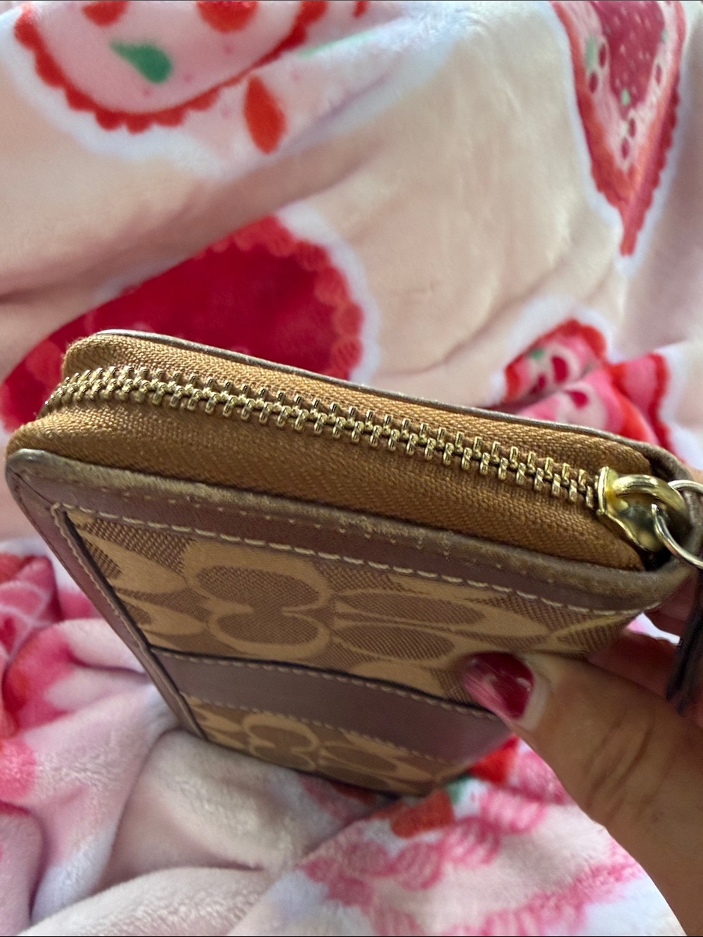 Coach Brown Signature Zip Wallet - Picture 3 of 10
